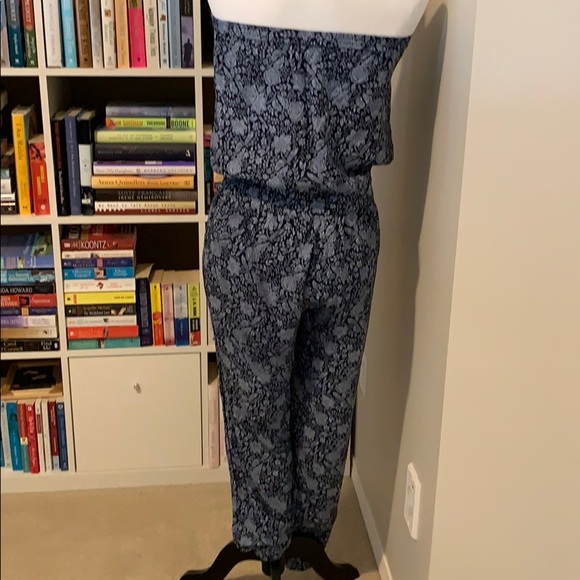 Jumpsuit - Picture 5 of 8